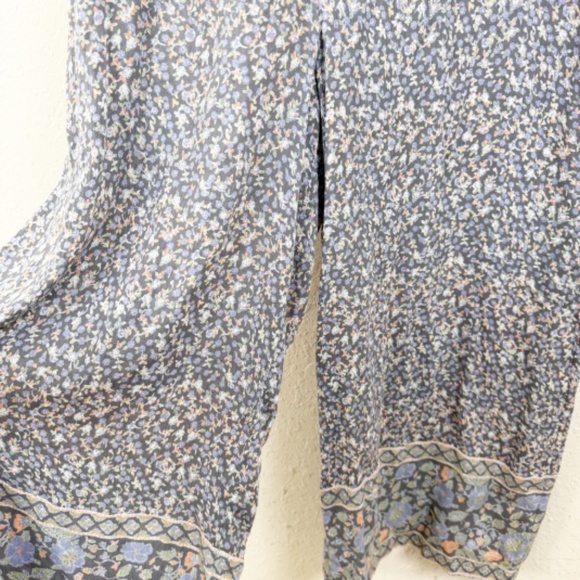 Free People Floral Boho Jumpsuit Size Large - Picture 3 of 7